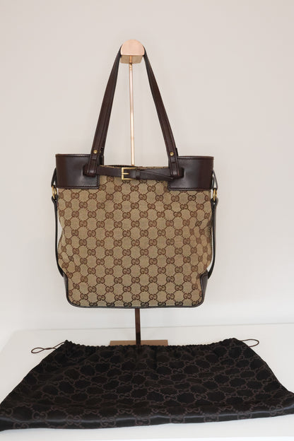 Gucci Belted Bucket Tote bag