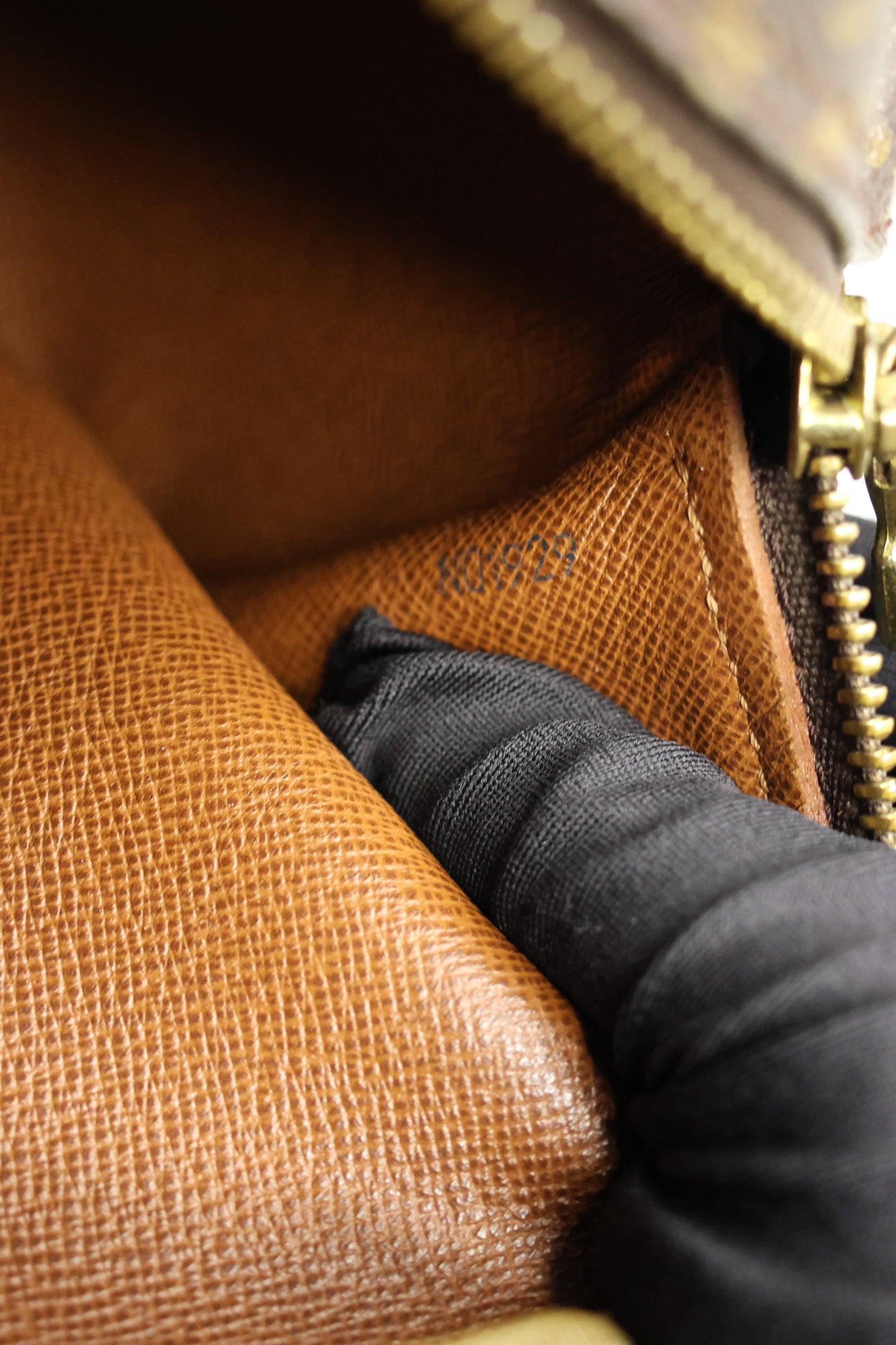 Louis Vuitton Papillon 26